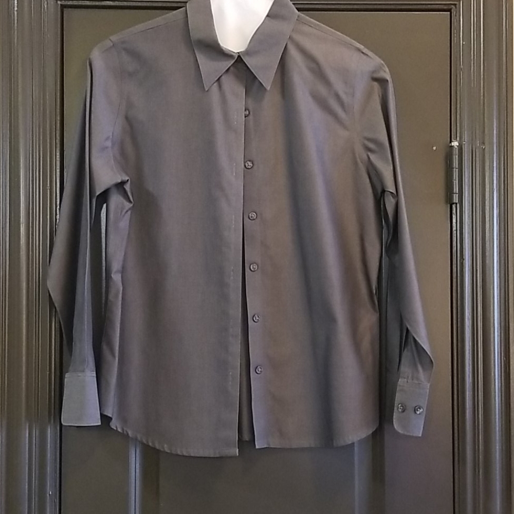 Eddie Bauer Women's Button Down Blous Sz. M